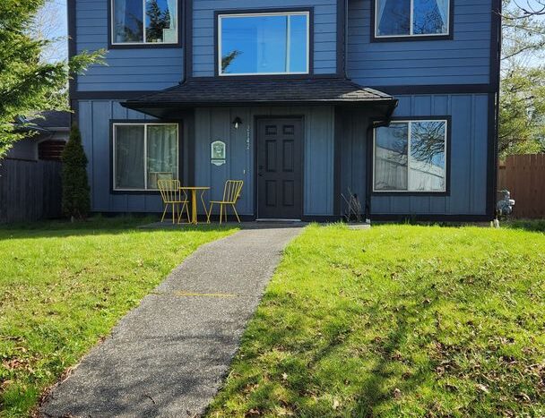 2142 Woburn - Bellingham - Washington - 5 bed, 2 bath rental property