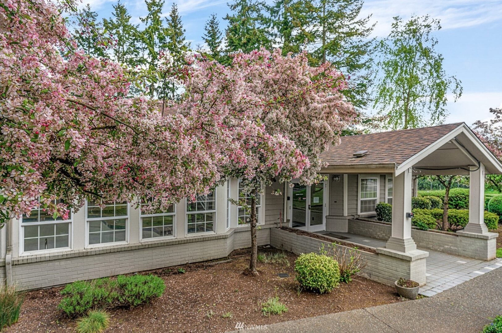 215 100th St. SW #D305 - Everett - Washington - 2 bed, 2 bath rental property