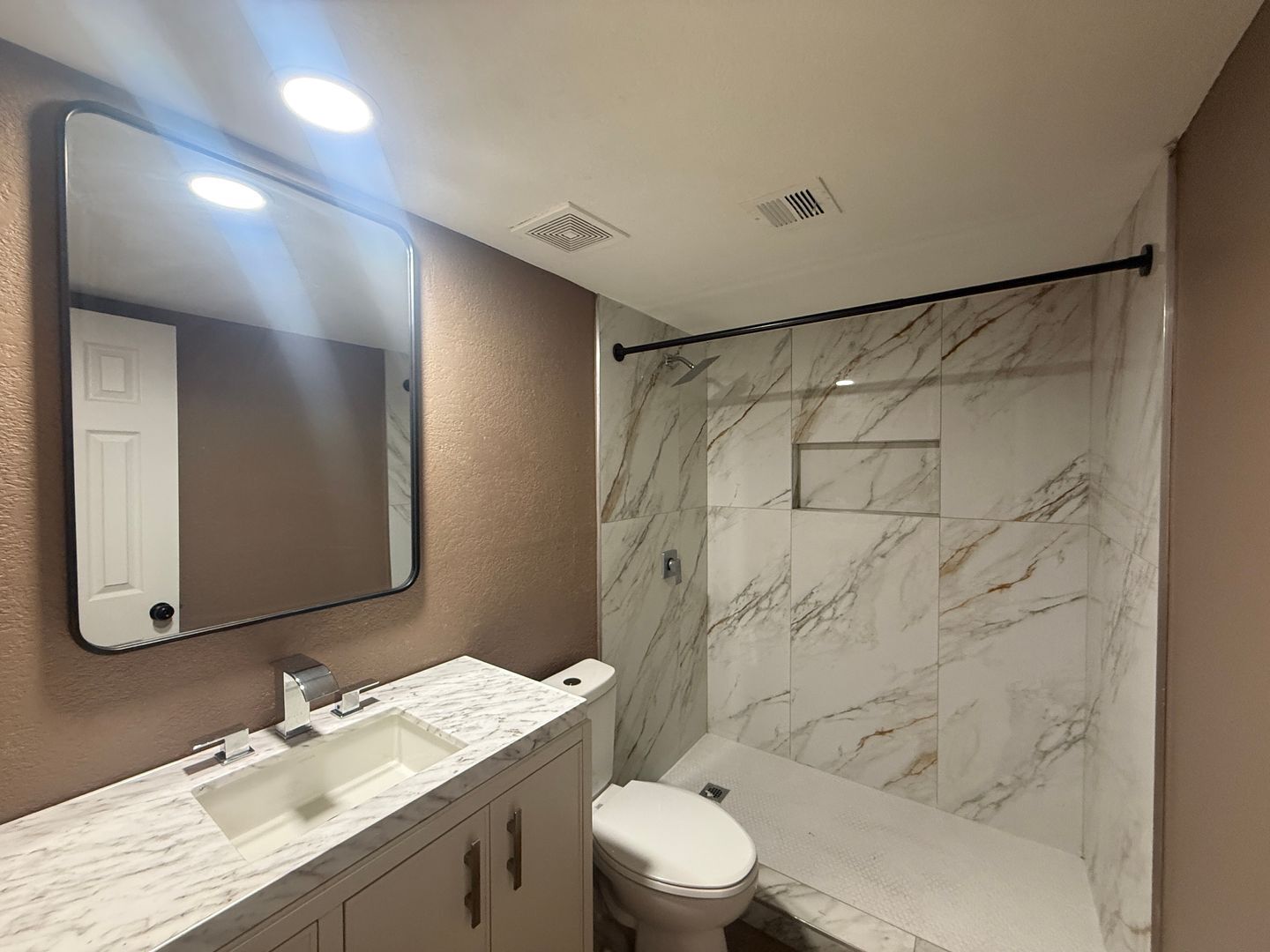 2201 Sun Ave Unit B - North Las Vegas - Nevada - 2 bed, 2 bath rental property