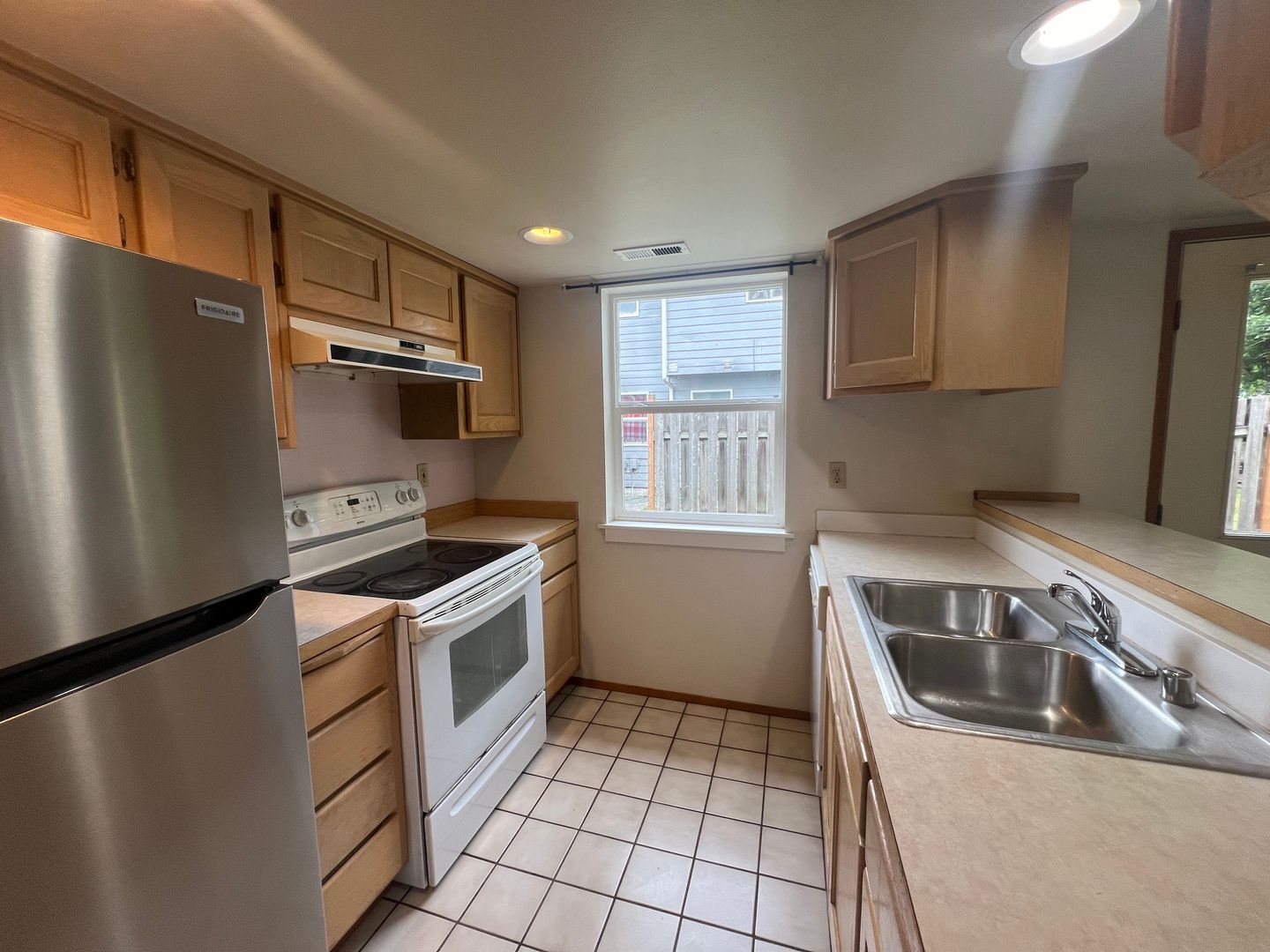 2215 Xenia Lane - Bellingham - Washington - 3 bed, 2.5 bath rental property