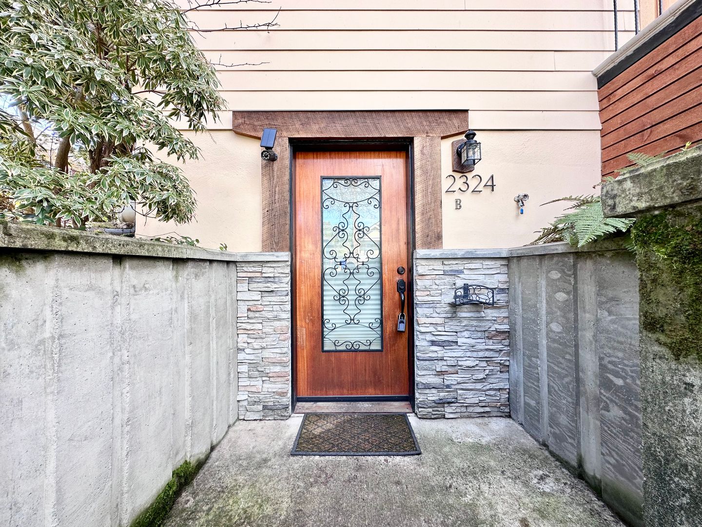 2324 N Watts St. #B - Portland - Oregon - 1 bed, 1 bath rental property