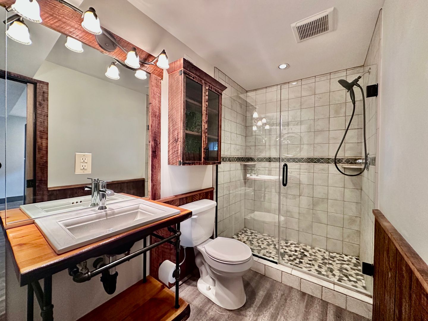 2324 N Watts St. #B - Portland - Oregon - 1 bed, 1 bath rental property