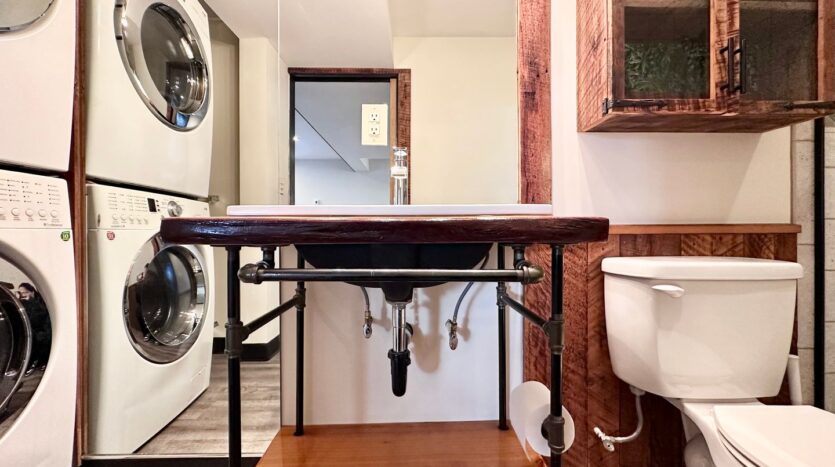 2324 N Watts St. #B - Portland - Oregon - 1 bed, 1 bath rental property