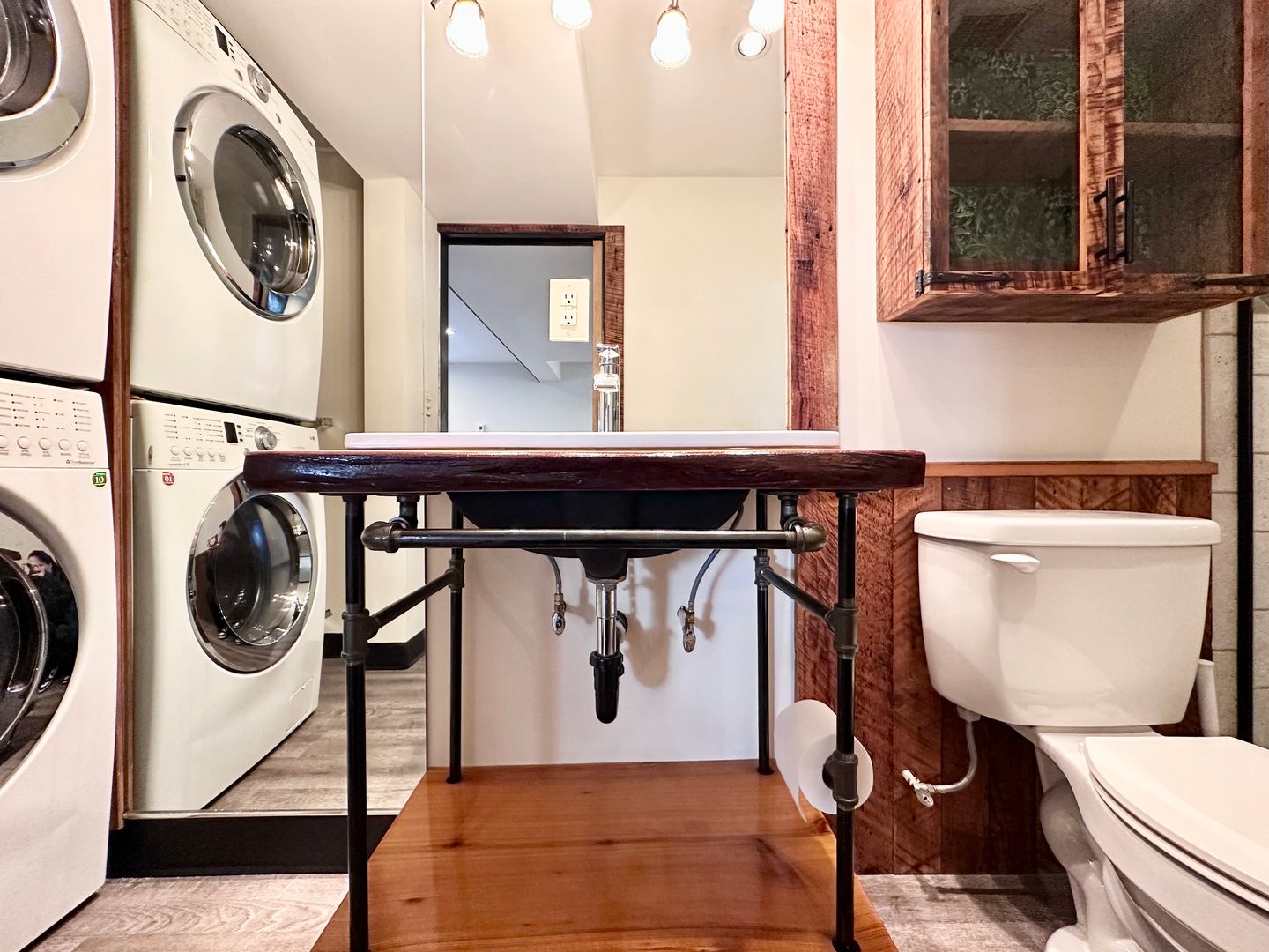 2324 N Watts St. #B - Portland - Oregon - 1 bed, 1 bath rental property