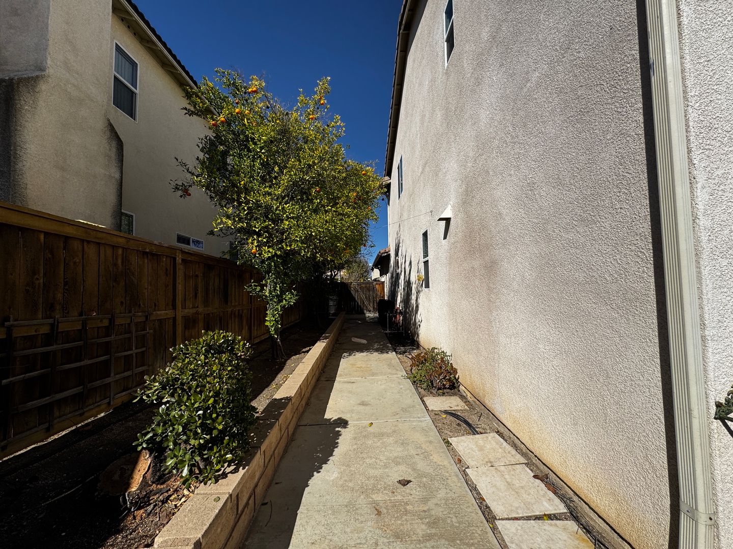 23382 Saratoga Springs Pl - Murrieta - California - 4 bed, 3 bath rental property