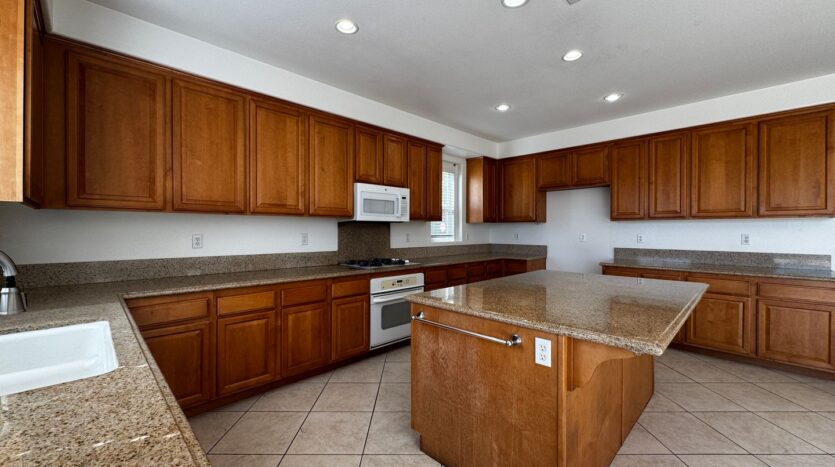 23382 Saratoga Springs Pl - Murrieta - California - 4 bed, 3 bath rental property