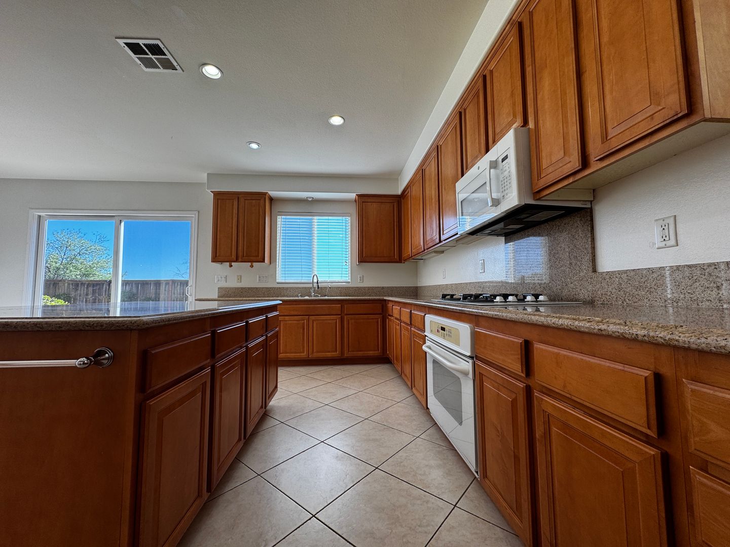 23382 Saratoga Springs Pl - Murrieta - California - 4 bed, 3 bath rental property