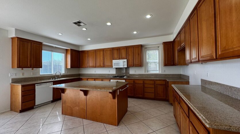 23382 Saratoga Springs Pl - Murrieta - California - 4 bed, 3 bath rental property