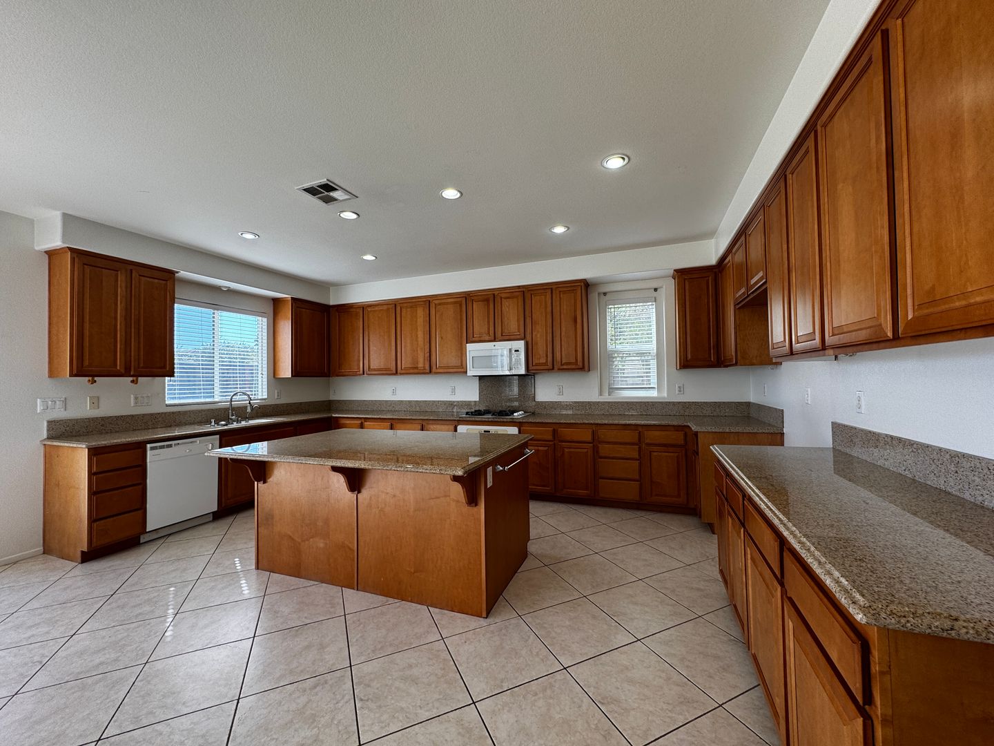 23382 Saratoga Springs Pl - Murrieta - California - 4 bed, 3 bath rental property