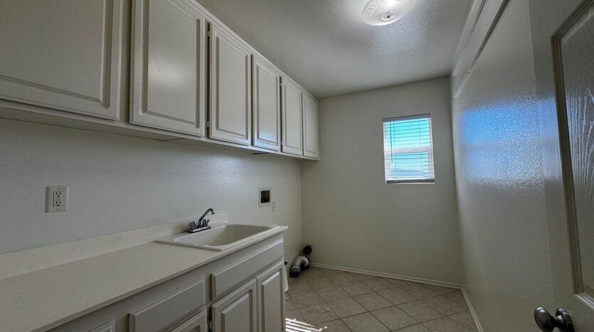 23382 Saratoga Springs Pl - Murrieta - California - 4 bed, 3 bath rental property