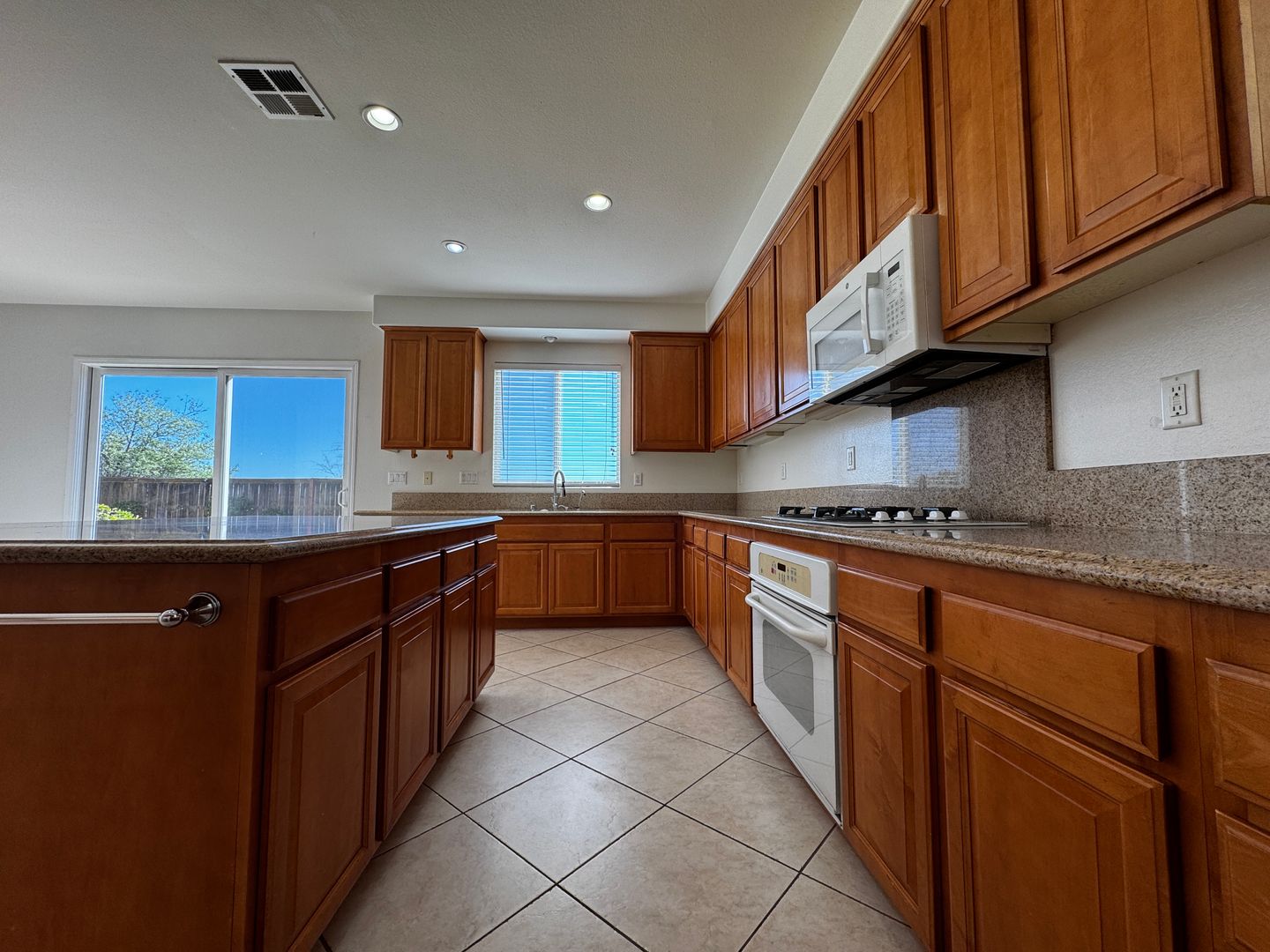 23382 Saratoga Springs Pl - Murrieta - California - 4 bed, 3 bath rental property