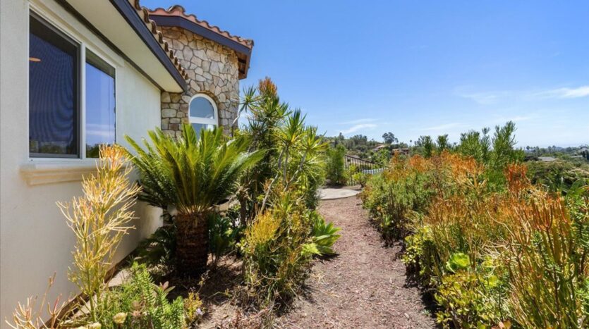 2342 Carioca Place - Vista - California - 6 bed, 4.5 bath rental property