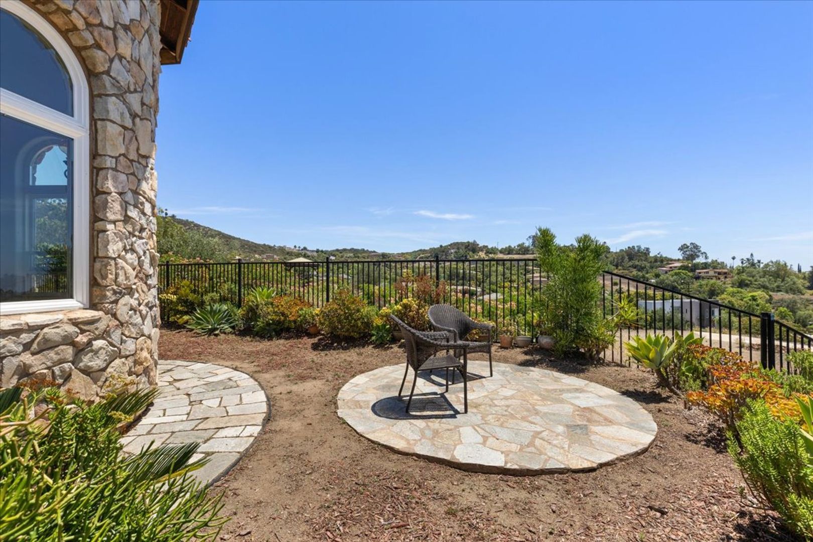 2342 Carioca Place - Vista - California - 6 bed, 4.5 bath rental property