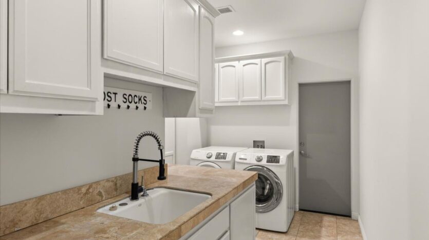 2342 Carioca Place - Vista - California - 6 bed, 4.5 bath rental property