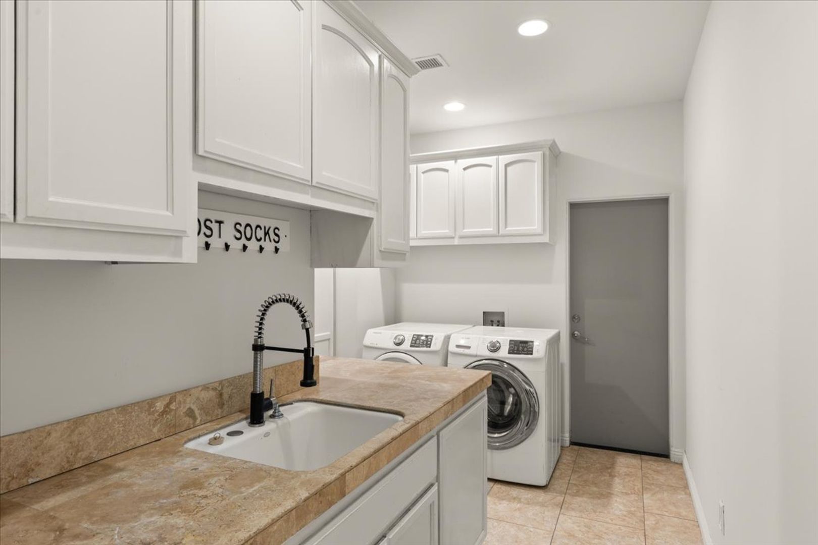 2342 Carioca Place - Vista - California - 6 bed, 4.5 bath rental property