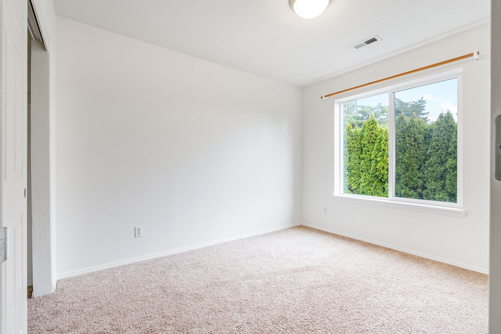 2378 NW 168th Place - Beaverton - Oregon - 3 bed, 2.5 bath rental property