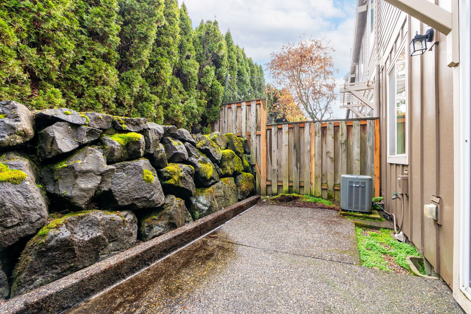 2378 NW 168th Place - Beaverton - Oregon - 3 bed, 2.5 bath rental property