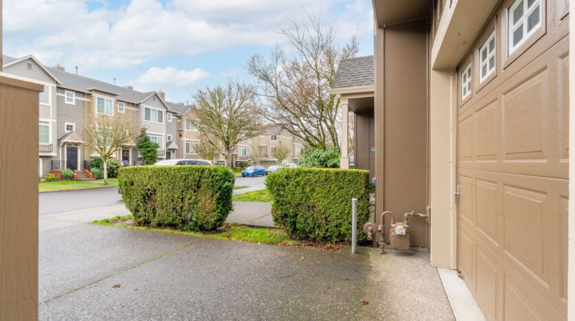 2378 NW 168th Place - Beaverton - Oregon - 3 bed, 2.5 bath rental property
