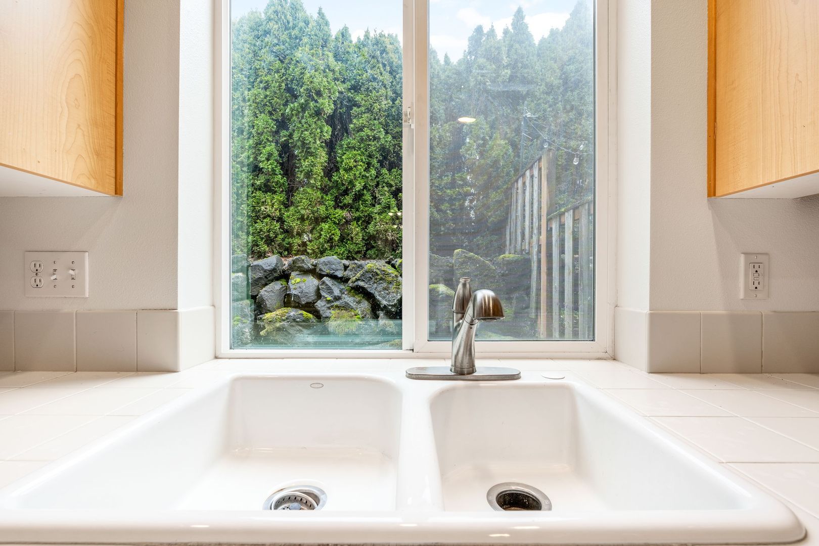 2378 NW 168th Place - Beaverton - Oregon - 3 bed, 2.5 bath rental property