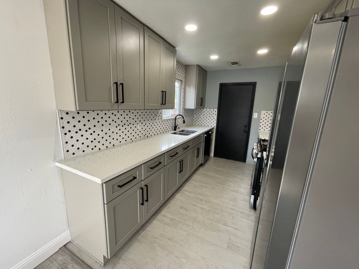 239 E 20th St - ST T 239 - Tracy - California - 3 bed, 1.5 bath rental property