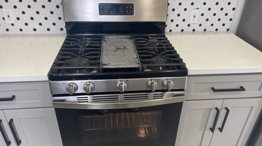 239 E 20th St - ST T 239 - Tracy - California - 3 bed, 1.5 bath rental property