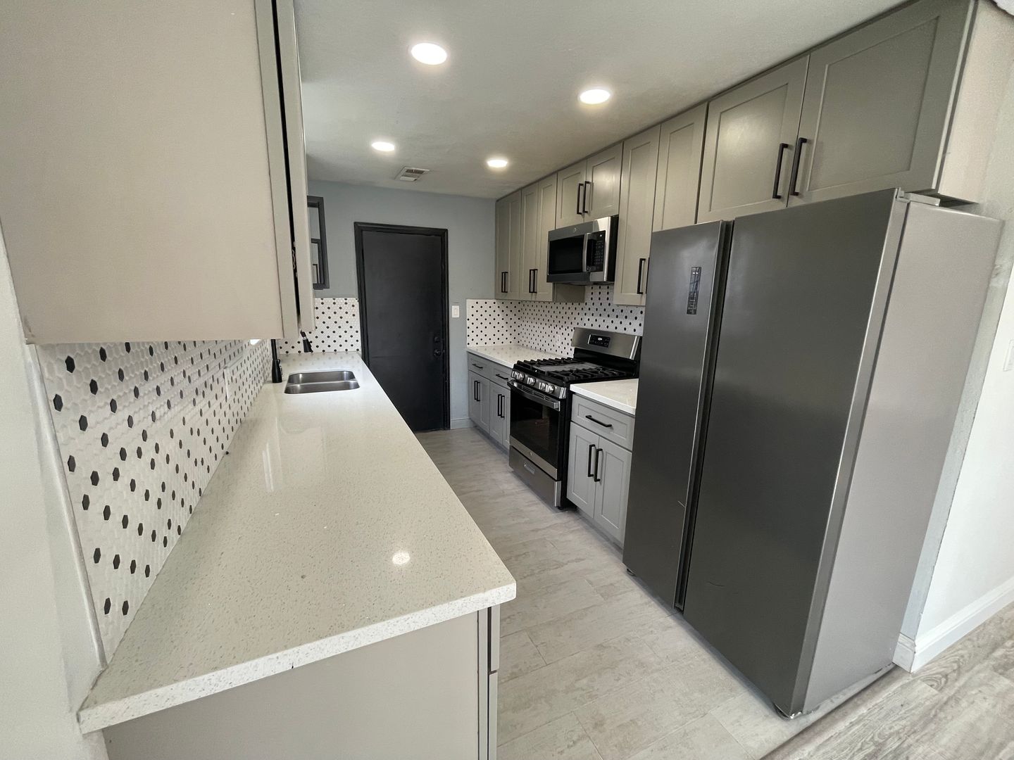 239 E 20th St - ST T 239 - Tracy - California - 3 bed, 1.5 bath rental property