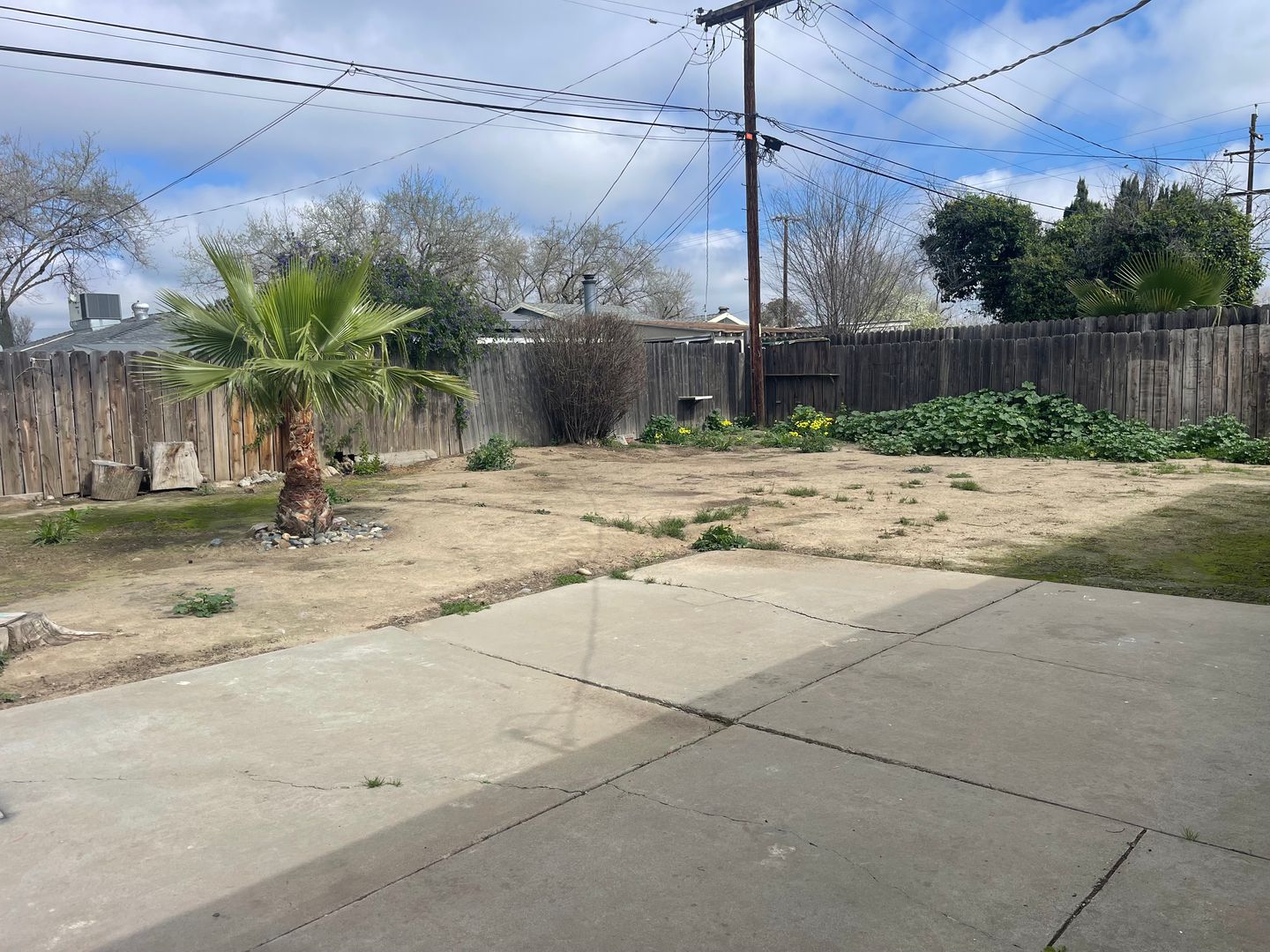 239 E 20th St - ST T 239 - Tracy - California - 3 bed, 1.5 bath rental property