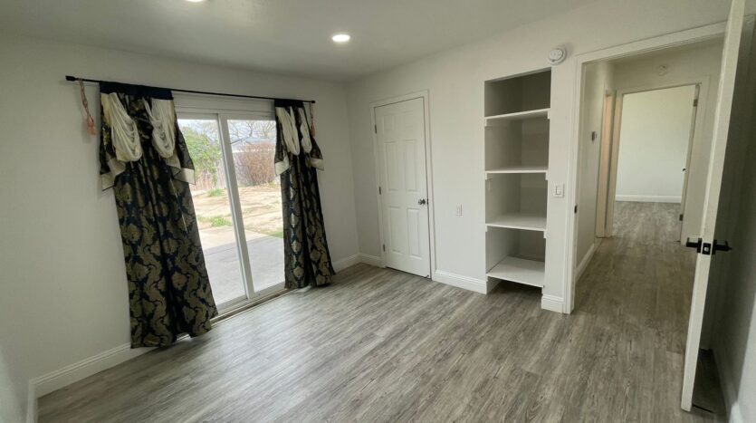 239 E 20th St - ST T 239 - Tracy - California - 3 bed, 1.5 bath rental property
