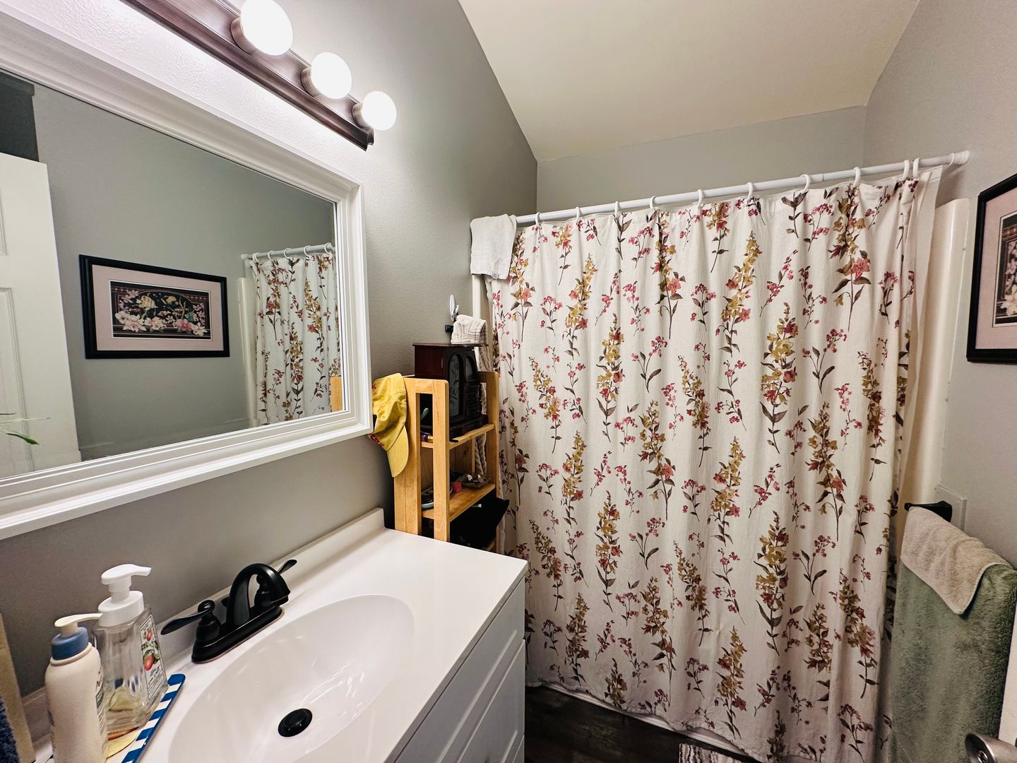 2408 Xenia St - Bellingham - Washington - 4 bed, 2 bath rental property