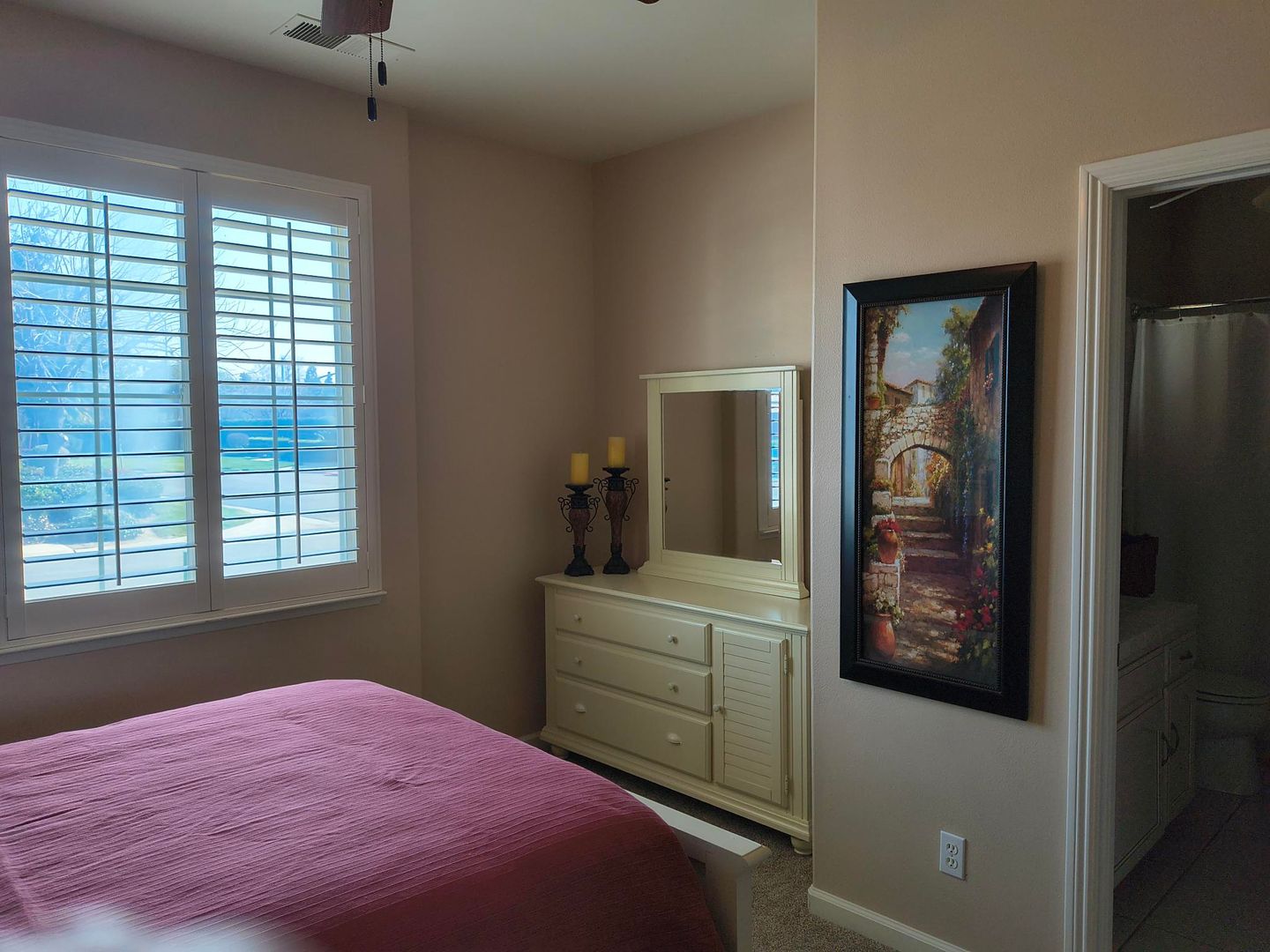 2455 E Marquise Ct  - Fresno - California - 3 bed, 2.5 bath rental property