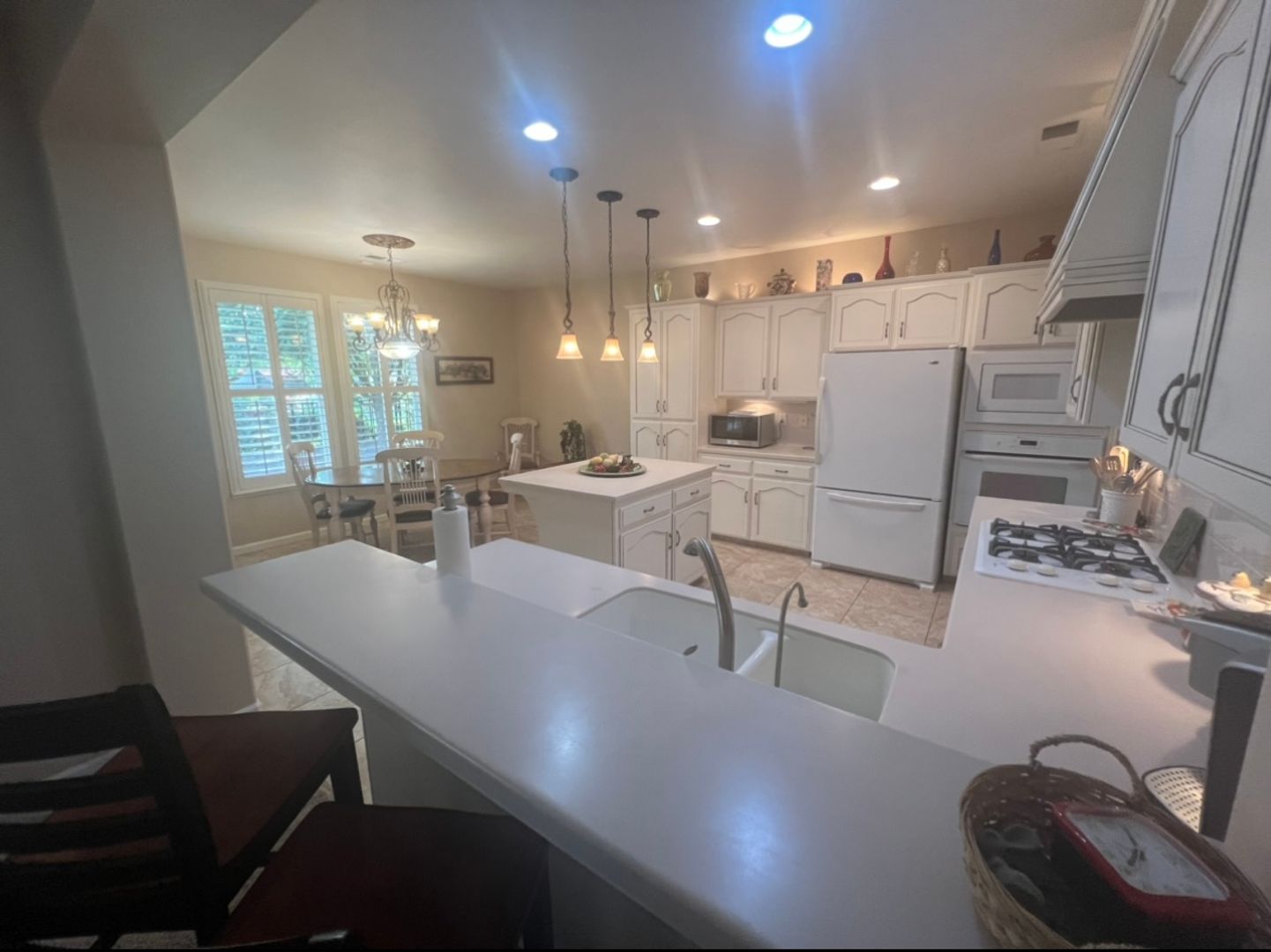 2455 E Marquise Ct  - Fresno - California - 3 bed, 2.5 bath rental property