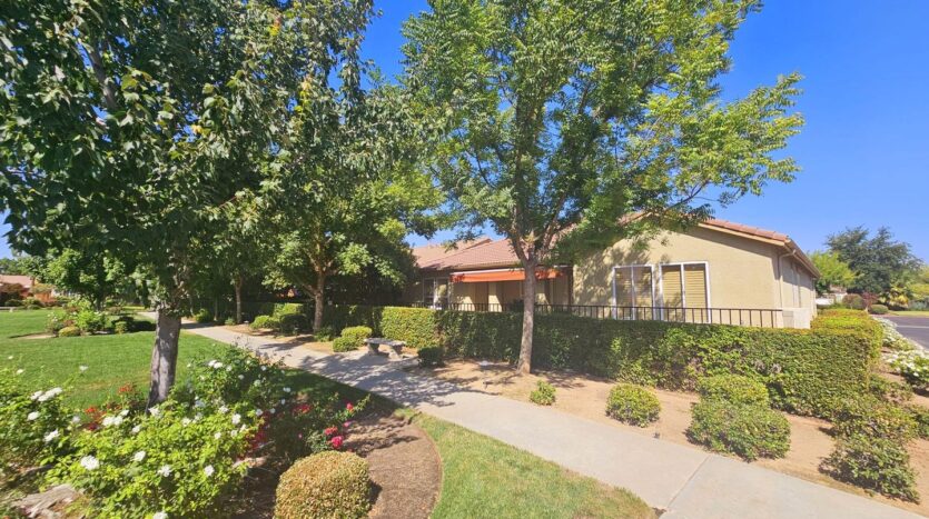 2455 E Marquise Ct  - Fresno - California - 3 bed, 2.5 bath rental property