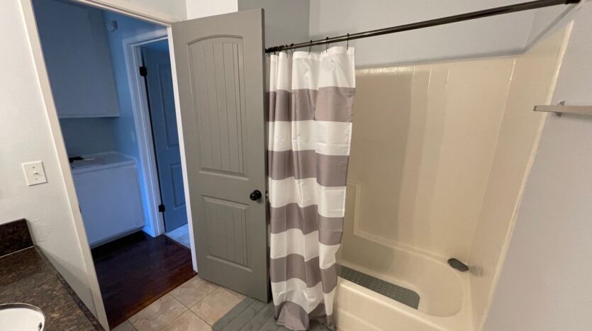 2518 Danube way  - Oxnard - California - 2 bed, 2.5 bath rental property