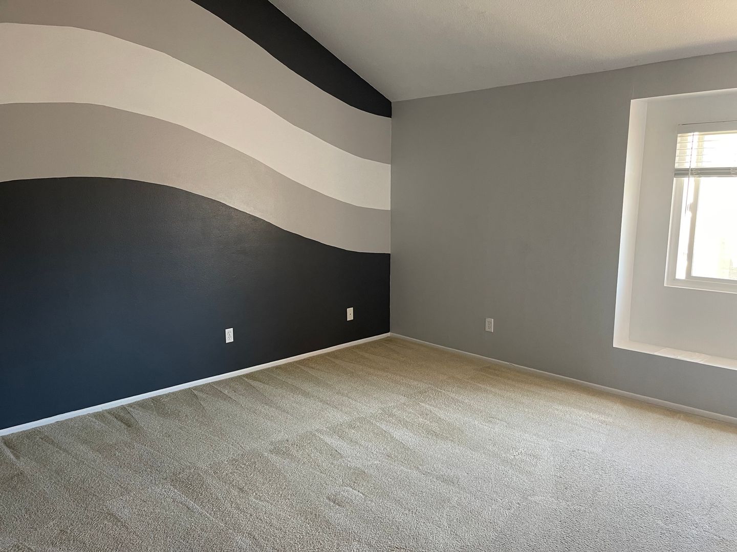 2518 Danube way  - Oxnard - California - 2 bed, 2.5 bath rental property