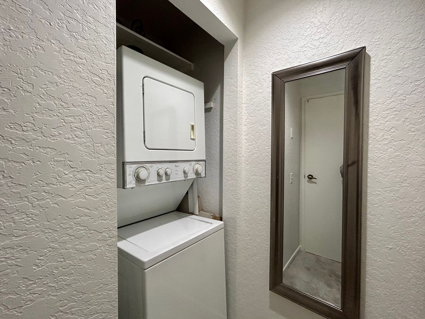 2601 S Broadmoor Dr Unit 63 - Palm Springs - California - 2 bed, 2 bath rental property