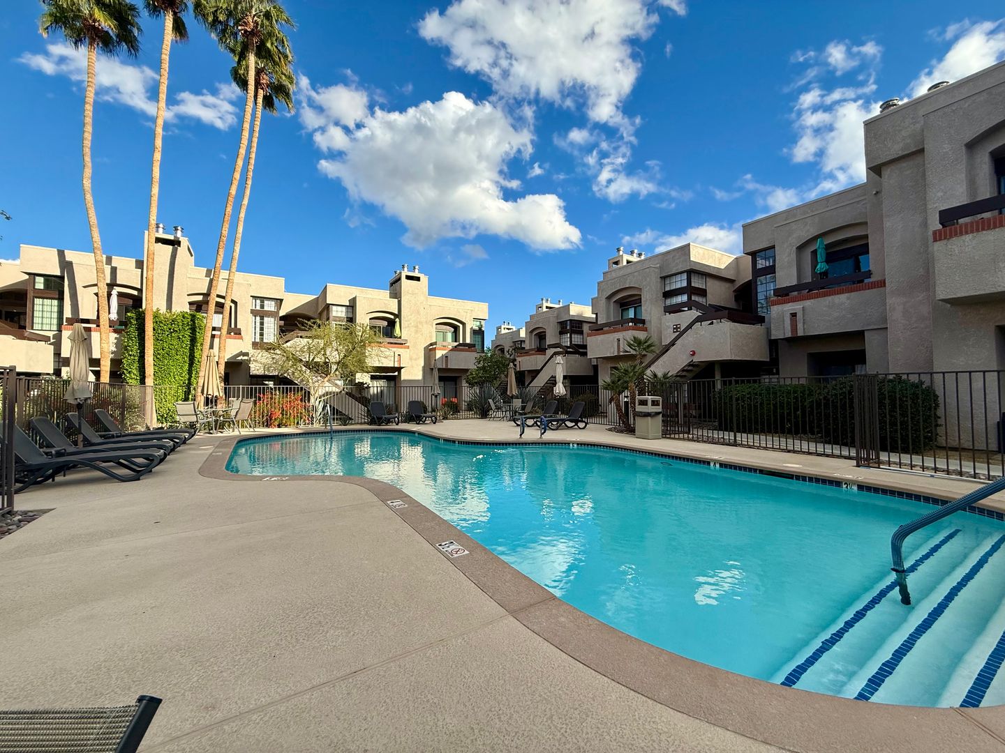 2601 S Broadmoor Dr Unit 63 - Palm Springs - California - 2 bed, 2 bath rental property