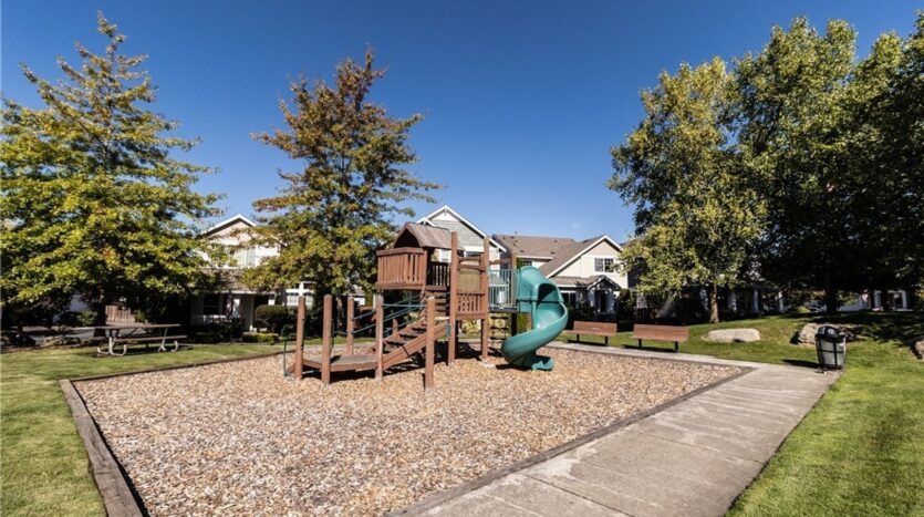 2602 88th Dr NE - Lake Stevens - Washington - 3 bed, 2.5 bath rental property