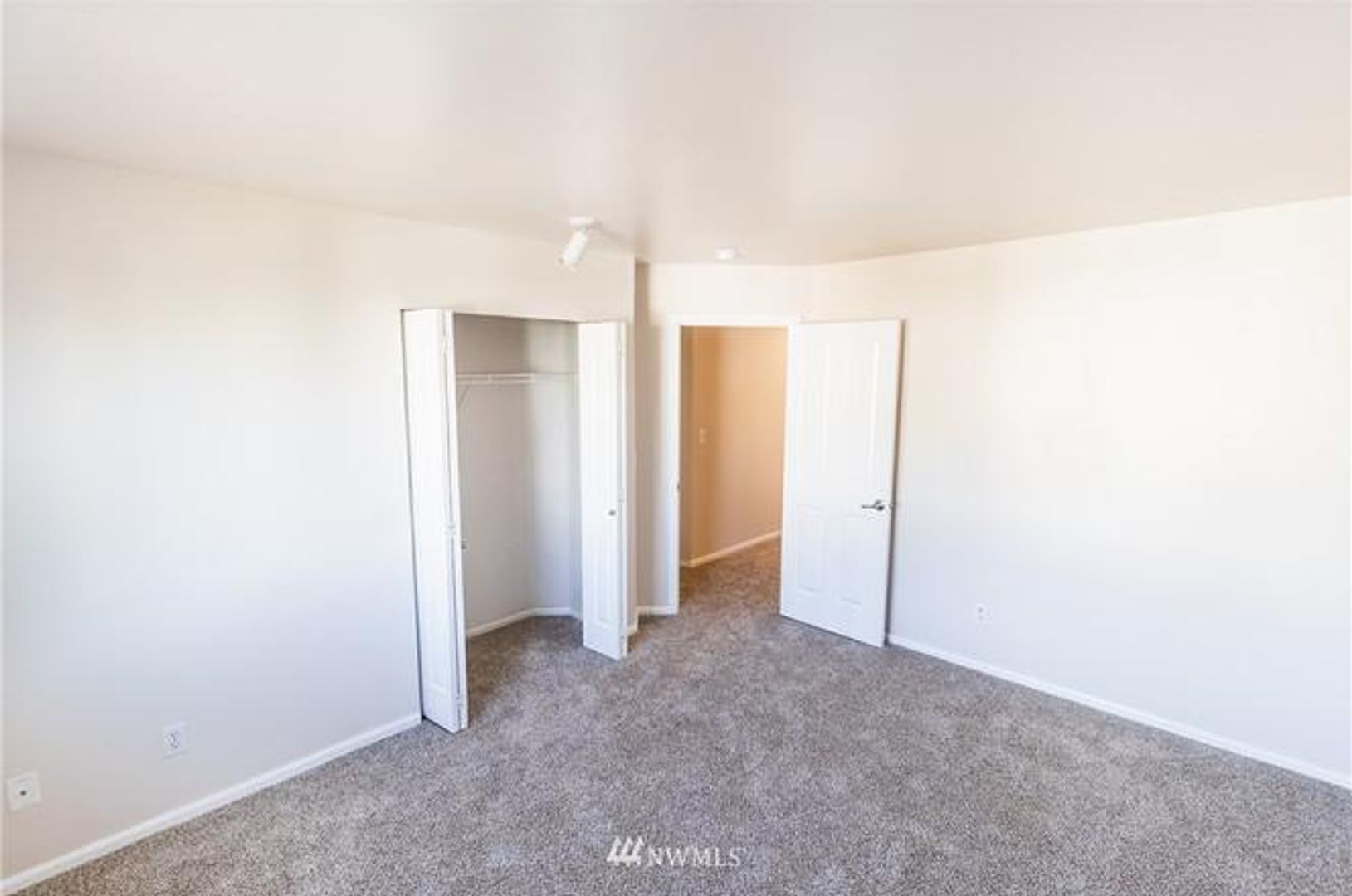 2602 88th Dr NE - Lake Stevens - Washington - 3 bed, 2.5 bath rental property