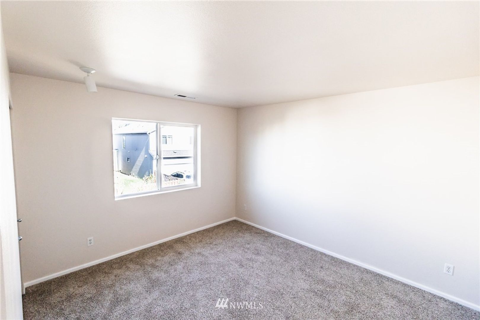 2602 88th Dr NE - Lake Stevens - Washington - 3 bed, 2.5 bath rental property