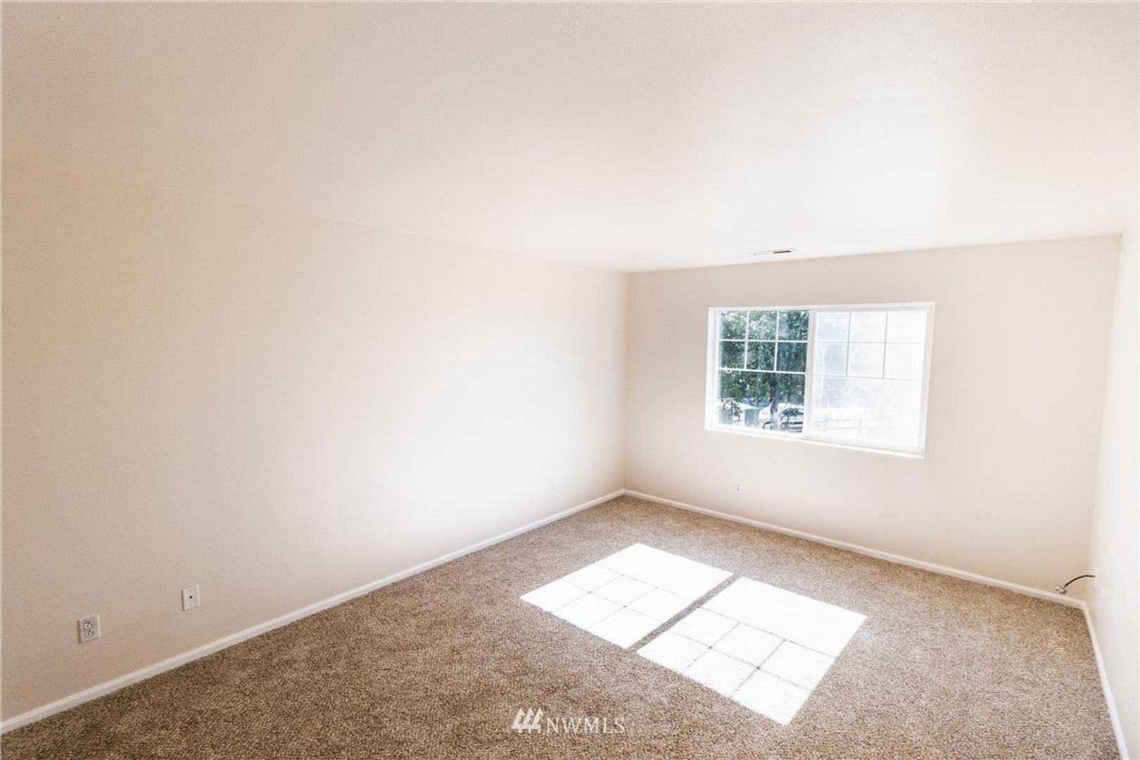 2602 88th Dr NE - Lake Stevens - Washington - 3 bed, 2.5 bath rental property