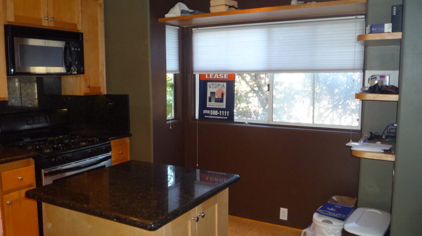 2661 Russ Blvd - San Diego - California - 2 bed, 2 bath rental property
