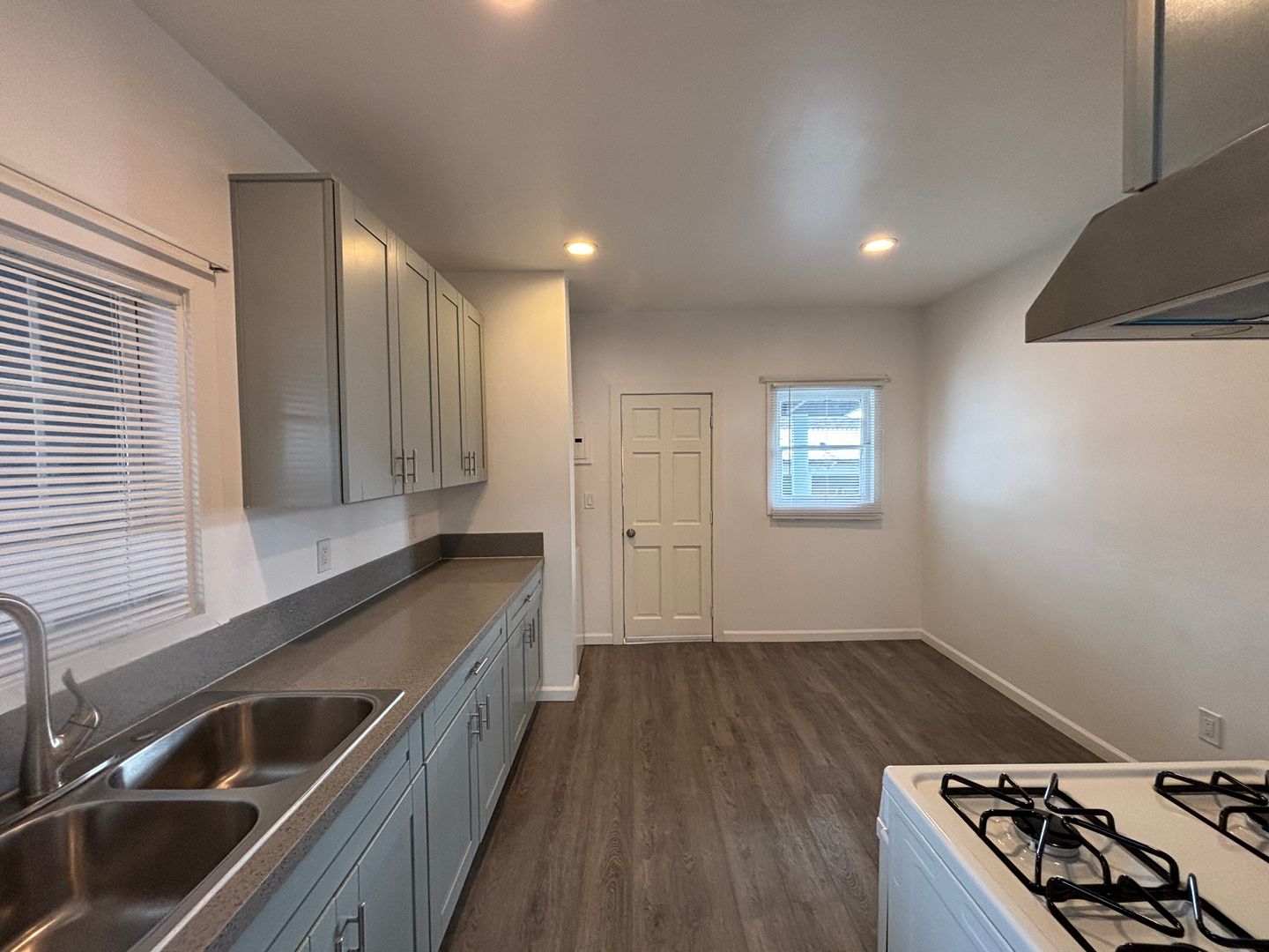 2775 Marcy Avenue - San Diego - California - 2 bed, 1 bath rental property