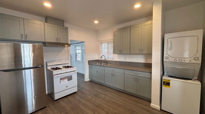 2775 Marcy Avenue - San Diego - California - 2 bed, 1 bath rental property