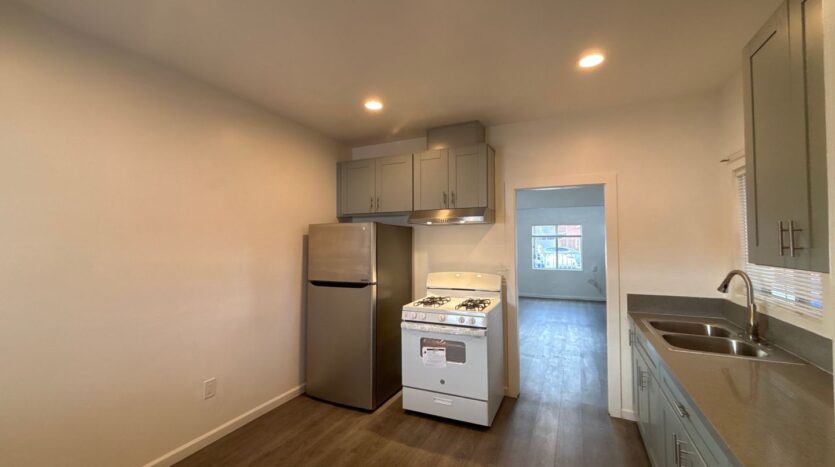 2775 Marcy Avenue - San Diego - California - 2 bed, 1 bath rental property
