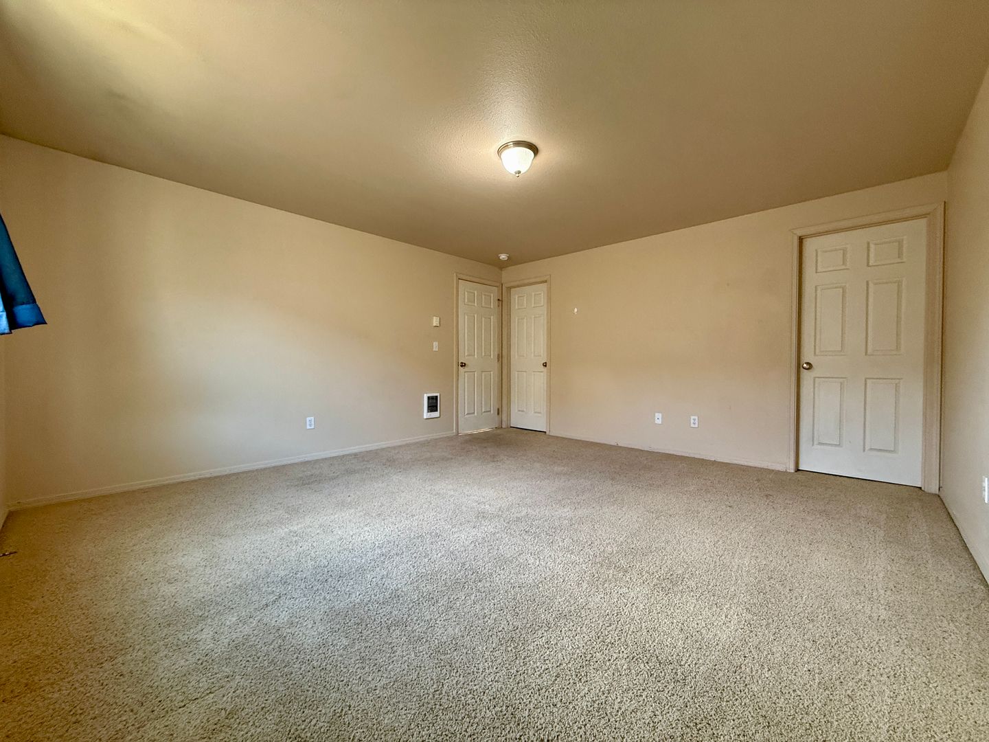 2828 SW Juniper Avenue - Redmond - Oregon - 3 bed, 2.5 bath rental property