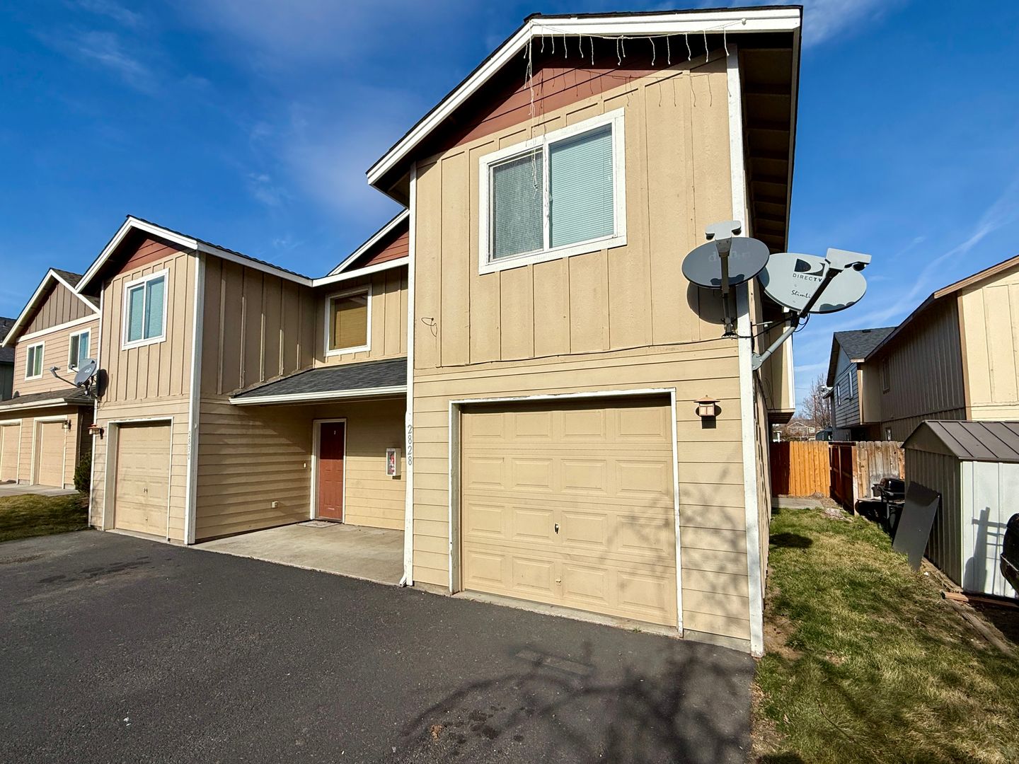 2828 SW Juniper Avenue - Redmond - Oregon - 3 bed, 2.5 bath rental property