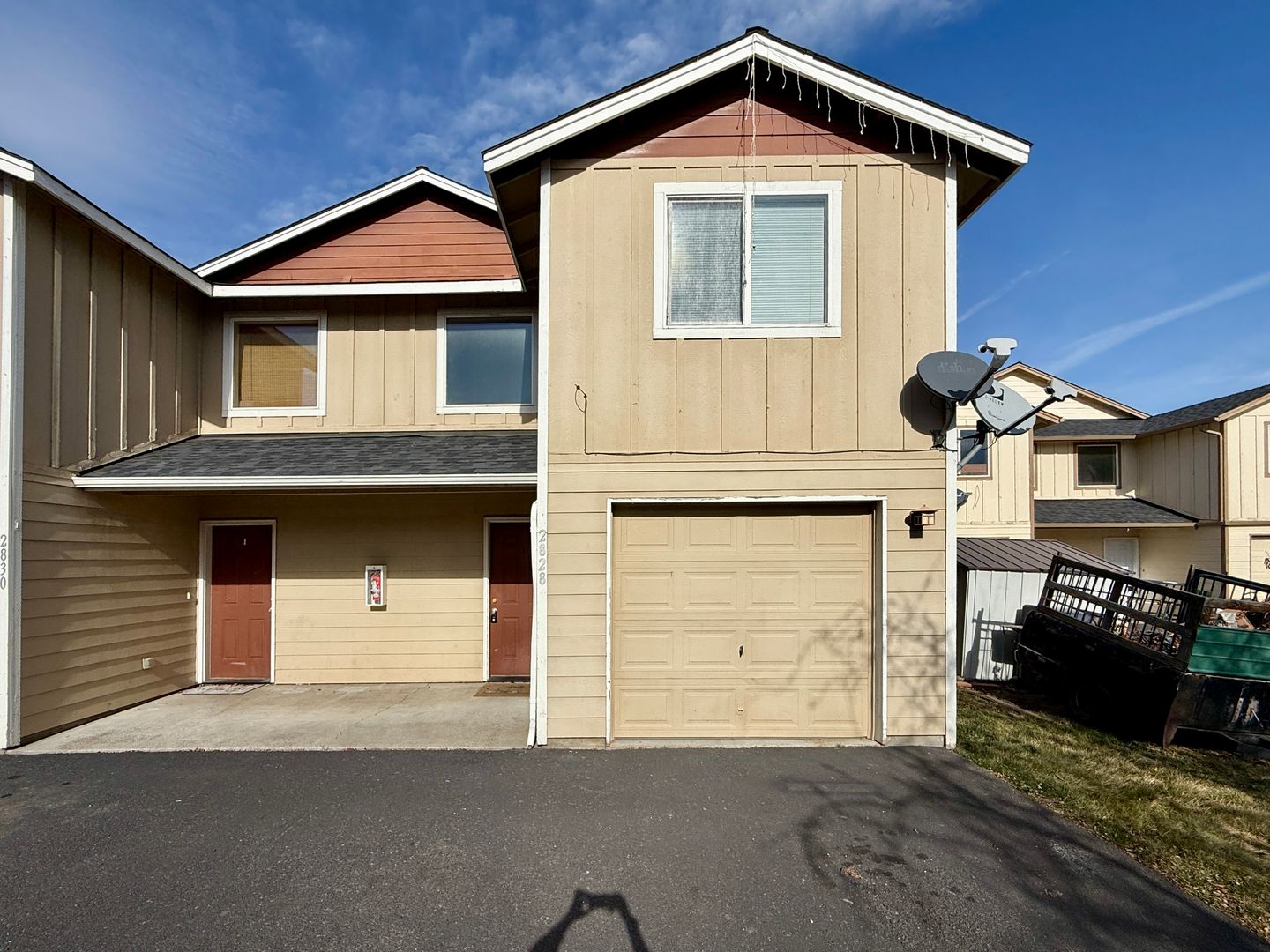 2828 SW Juniper Avenue - Redmond - Oregon - 3 bed, 2.5 bath rental property