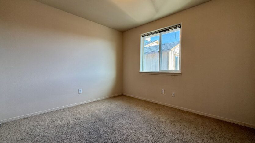 2828 SW Juniper Avenue - Redmond - Oregon - 3 bed, 2.5 bath rental property