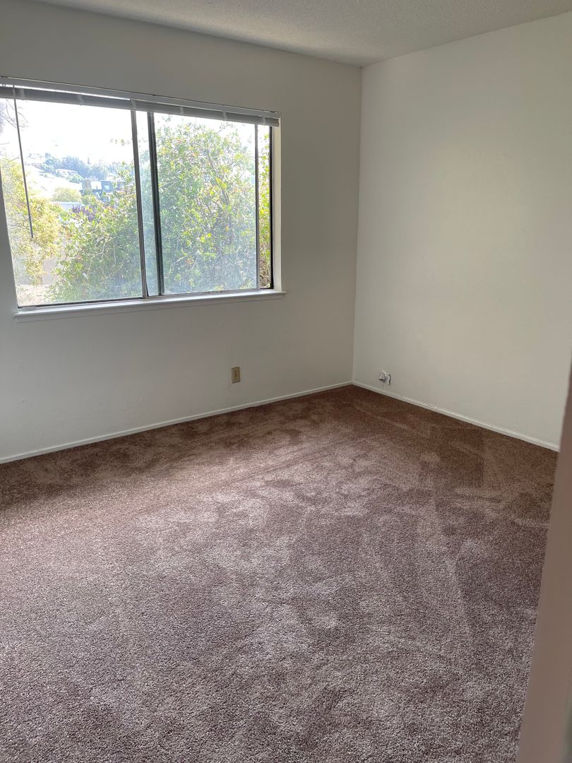 29163 Dixon Street - Hayward - California - 3 bed, 1.5 bath rental property