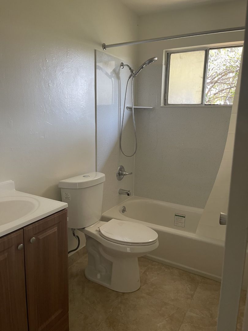 29163 Dixon Street - Hayward - California - 3 bed, 1.5 bath rental property